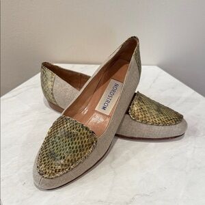 🔥Nordstrom Snakeskin and Beige Women's Flats🔥